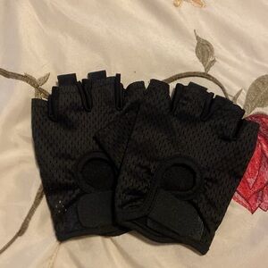 Black Workout gloves